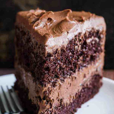 cake-de-chocolate-con-baño-de-caramelo-de-chocolate